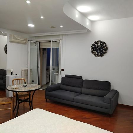 Monovano Eumorfia Apartment ทริจเจียโน ภายนอก รูปภาพ